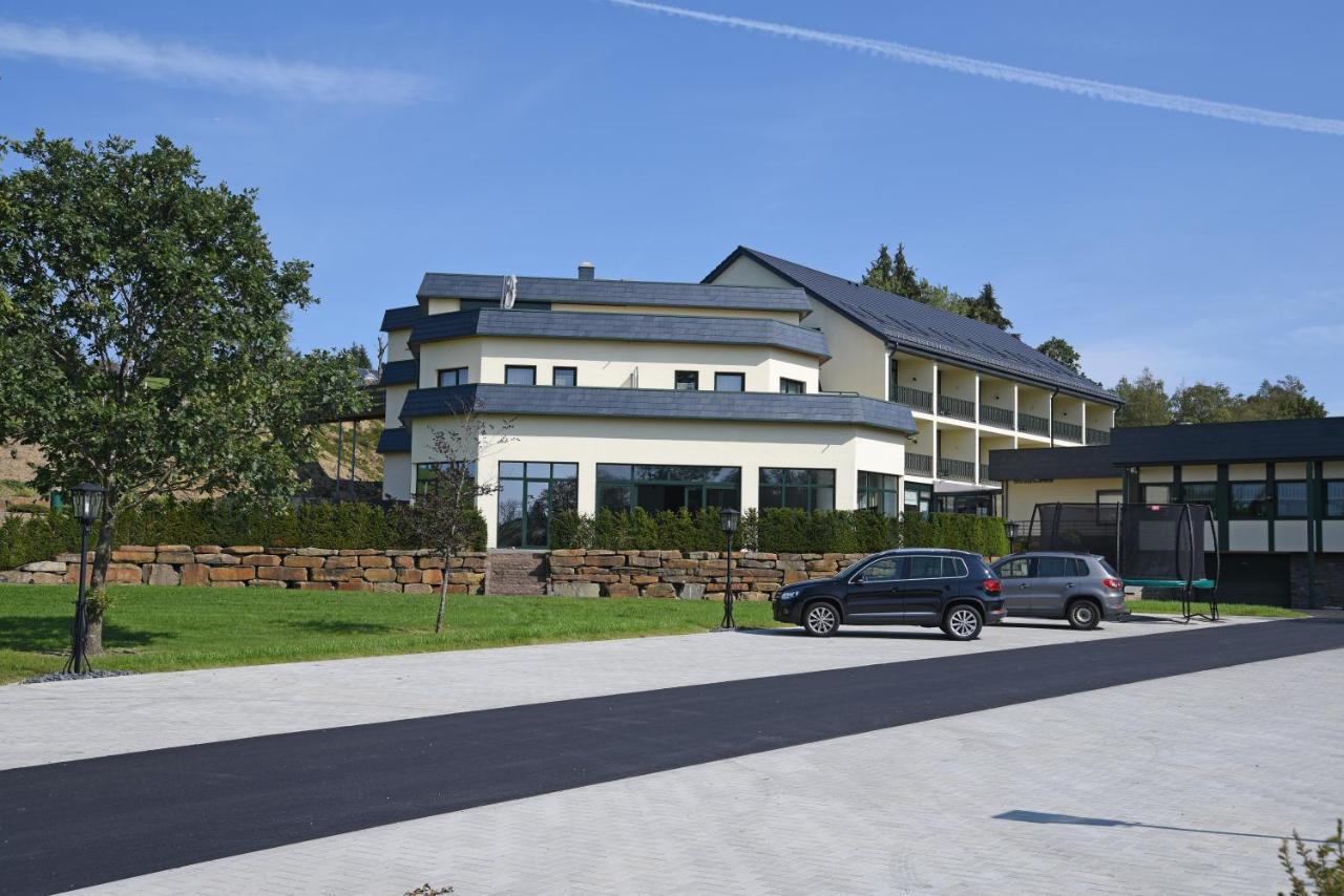 Hotel Haus Tiefenbach Büllingen Eksteriør bilde